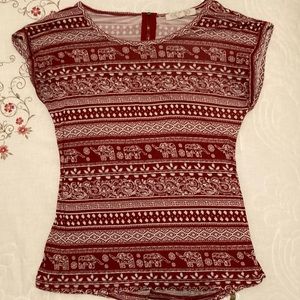 Cute Women’s Short Sleeve T-Shirt with Elephant Design